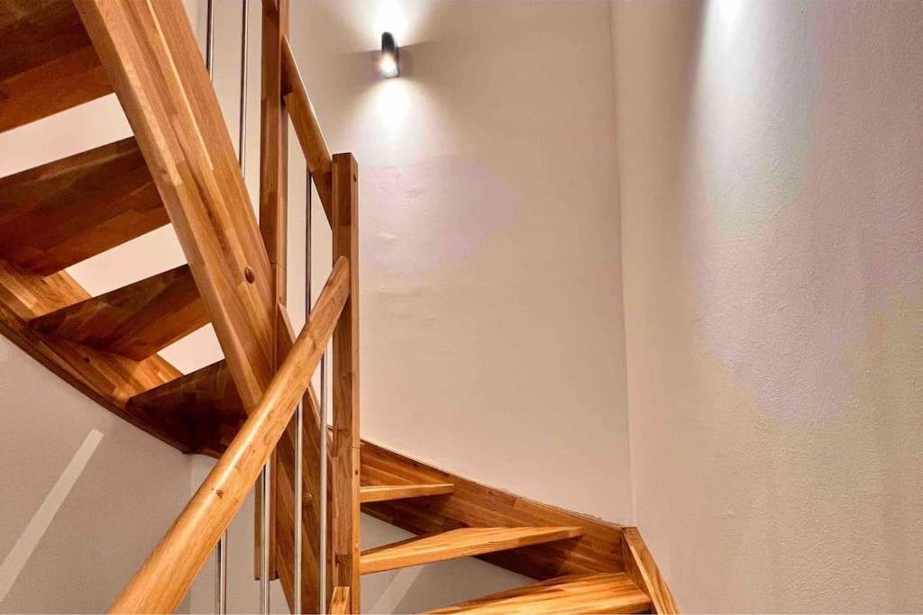 Viel Platz In Burghausen Fuer Freunde Und Familie Apartamento Exterior foto
