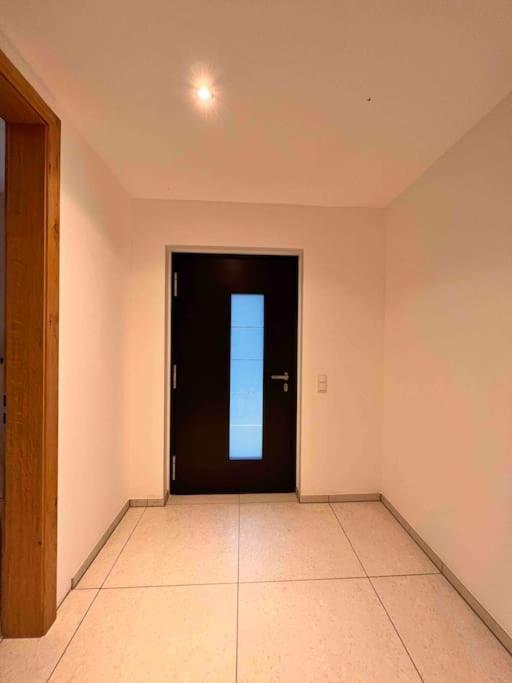 Viel Platz In Burghausen Fuer Freunde Und Familie Apartamento Exterior foto