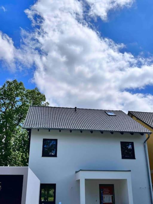 Viel Platz In Burghausen Fuer Freunde Und Familie Apartamento Exterior foto